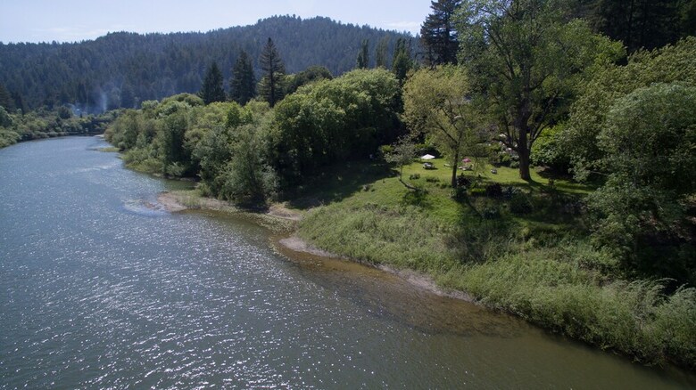 Hotel River View Garden Resort