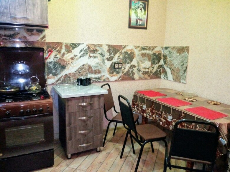 Apartment On Atskuri Str