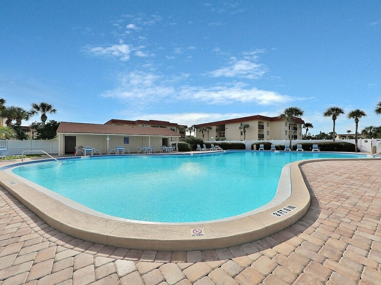 Beach Baby  Oceanside Condo St Augustine
