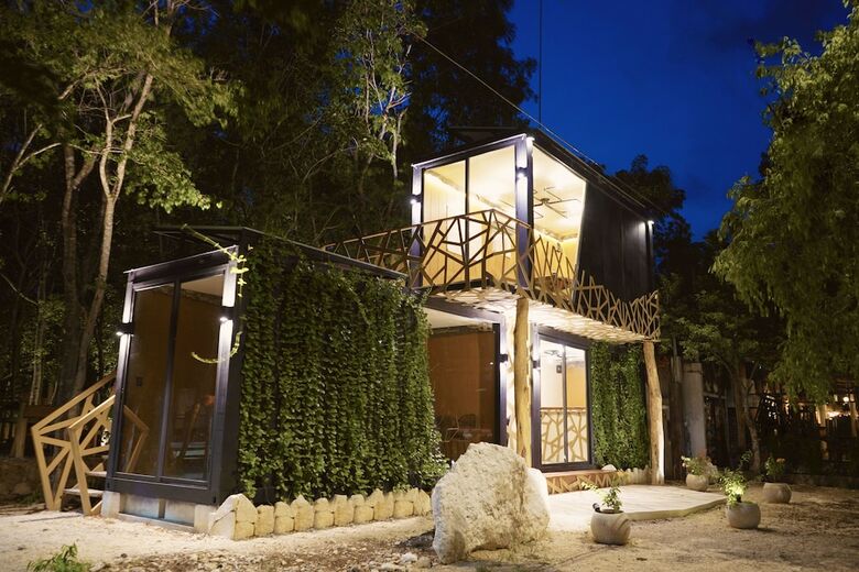 Hotel Bufo Alvarius