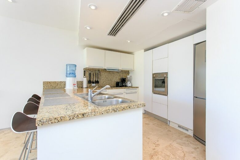 Aparthotel Luxury Condos At Magia