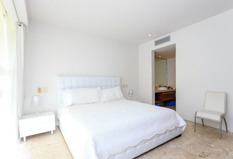 Aparthotel Luxury Condos At Magia