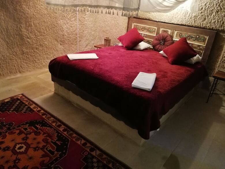 Cronos Cappadocia Cave Hotel