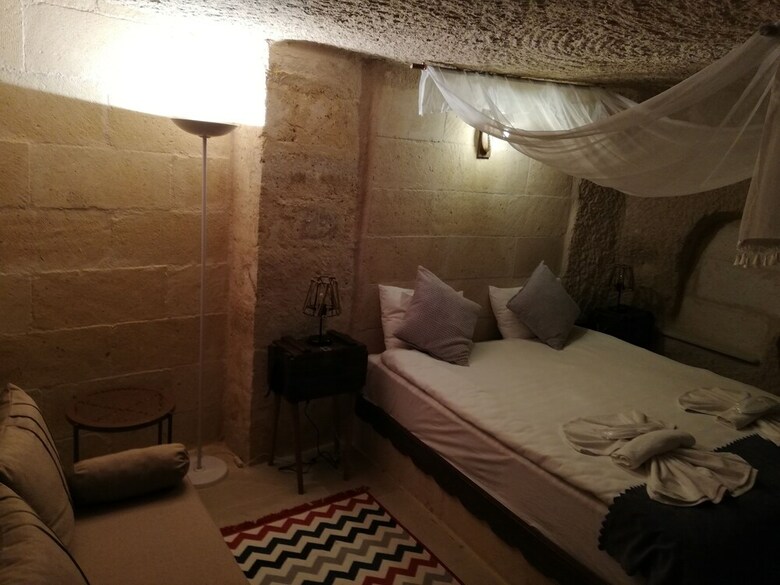 Cronos Cappadocia Cave Hotel