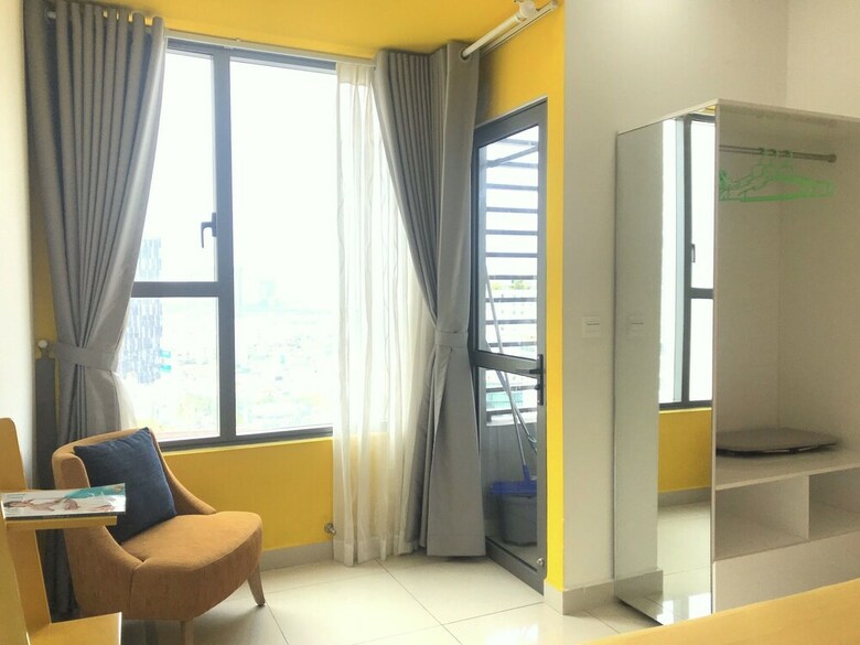 Apartamentos June Home