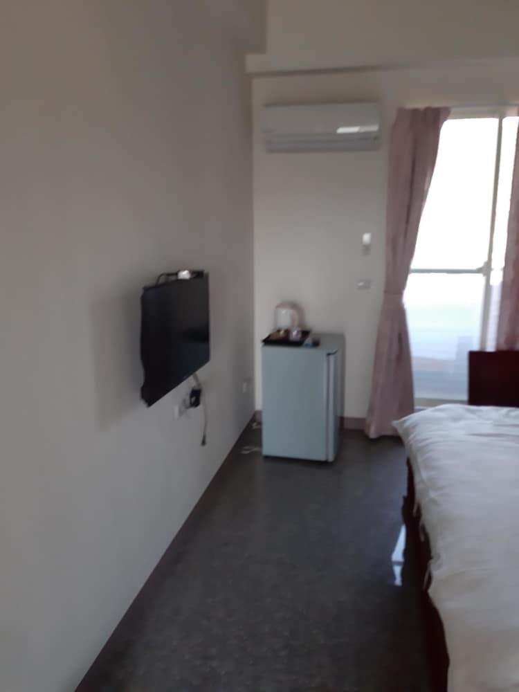 Bed & Breakfast Surfing Holiday