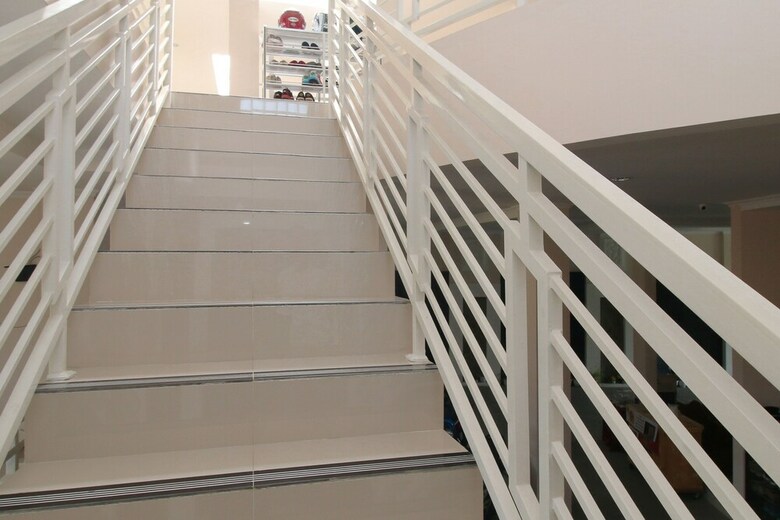 Hotel Airy Eco Syariah Bulusan Selatan Raya 46 Semarang