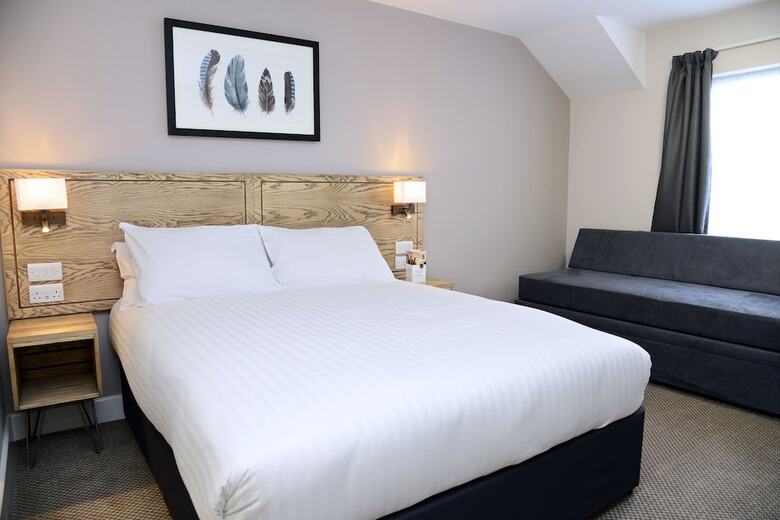 Hotel Paisley Pear By Marstons Inns