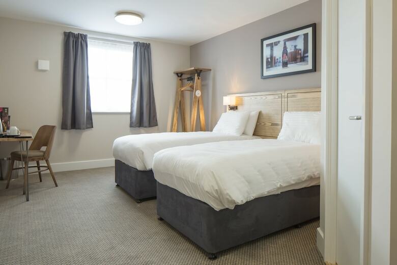 Hotel Paisley Pear By Marstons Inns