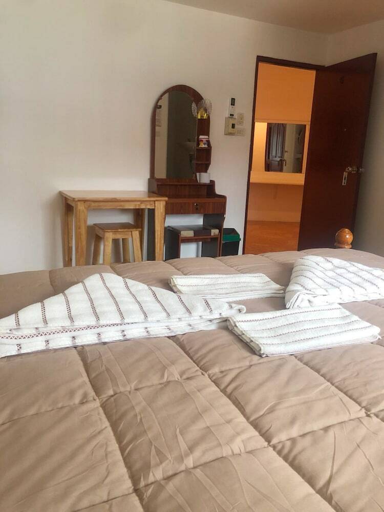 Hostal The Cubic Hotel - Hostel