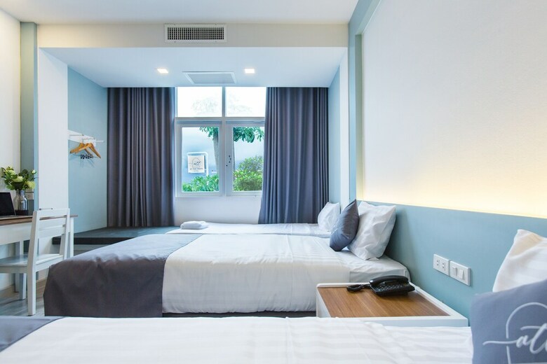 Hotel At The Train