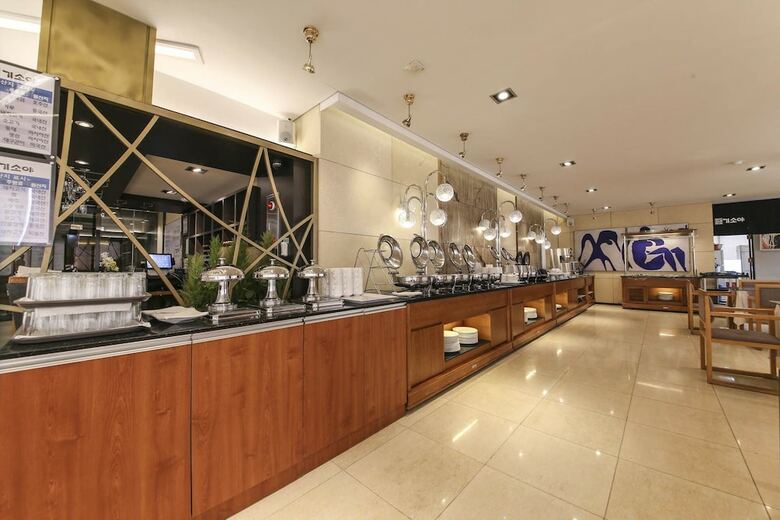 Hotel Biz Inn