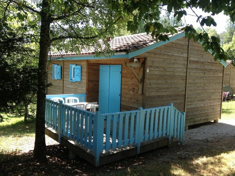 Camping Le Repaire - Les Chalets