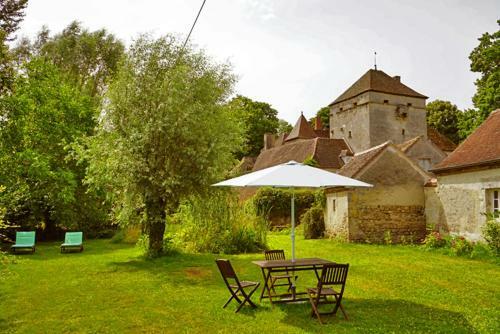 Bed & Breakfast Chateau De Vesset