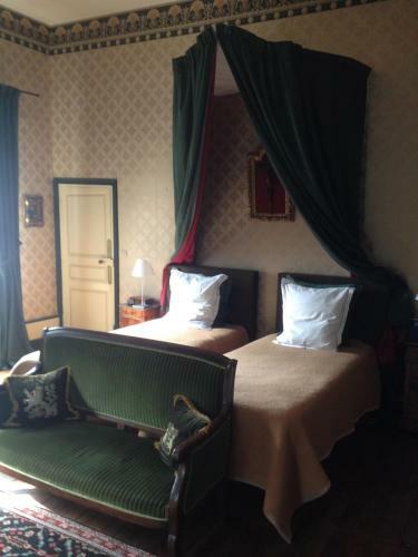 Bed & Breakfast Chateau De Vesset