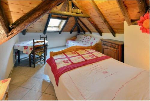 Hostal La Ferme De La Tour