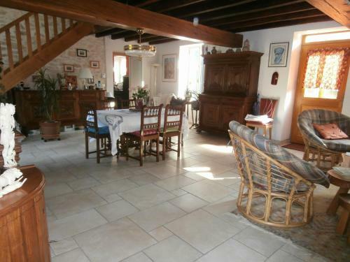 Bed & Breakfast La Parisienne Des Amognes