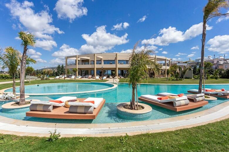 Elysian Luxury Hotel & Spa
