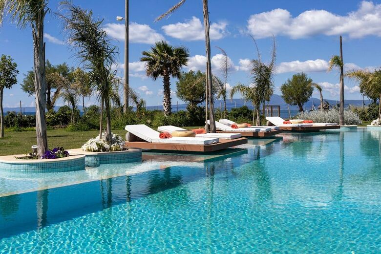 Elysian Luxury Hotel & Spa