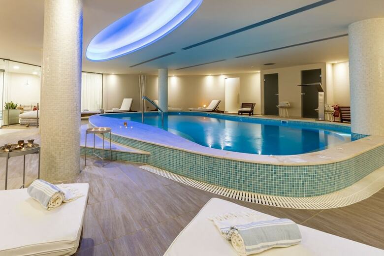 Elysian Luxury Hotel & Spa