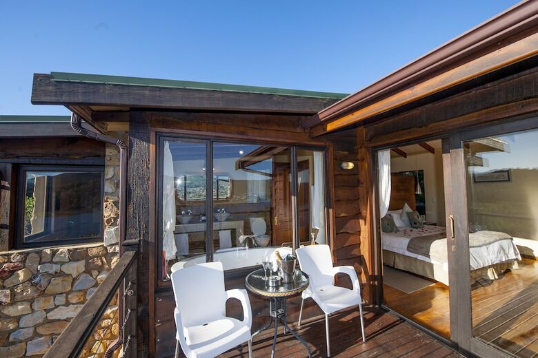 Hotel Elephant Hide Of Knysna Guest Lodge
