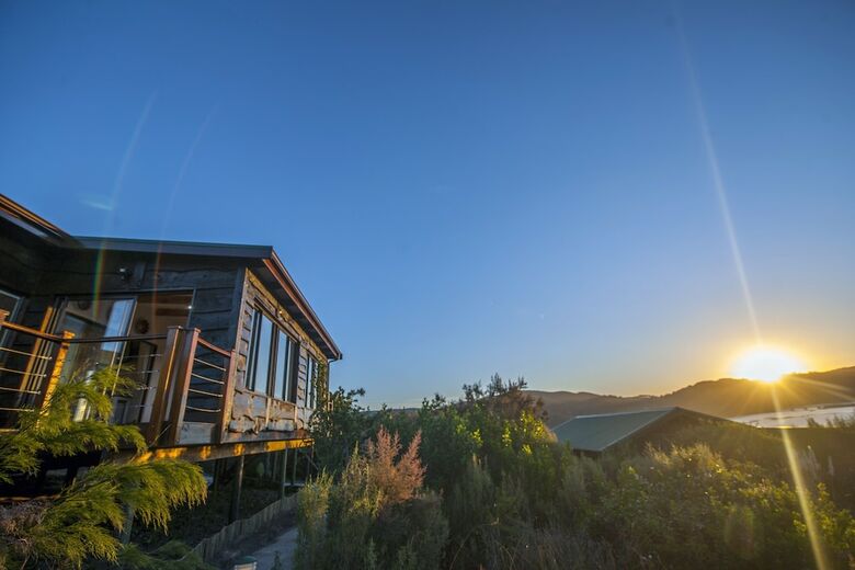 Hotel Elephant Hide Of Knysna Guest Lodge