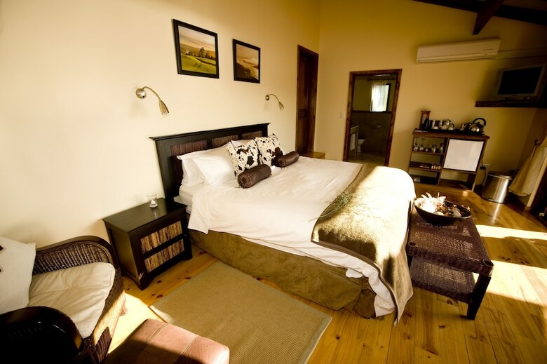 Hotel Elephant Hide Of Knysna Guest Lodge