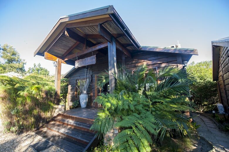 Hotel Elephant Hide Of Knysna Guest Lodge