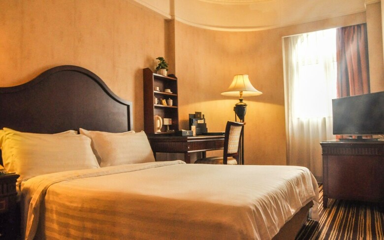 Grand Palace Hotel