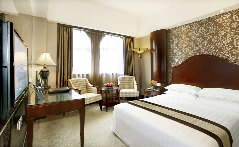 Grand Palace Hotel