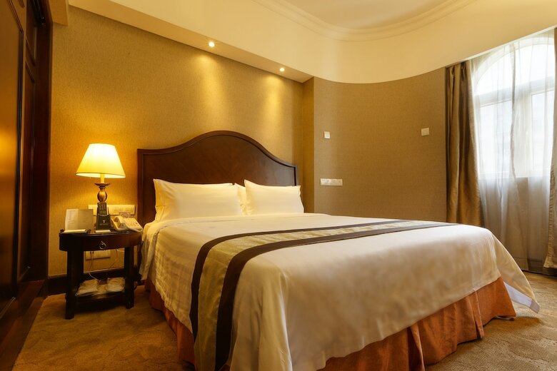 Grand Palace Hotel
