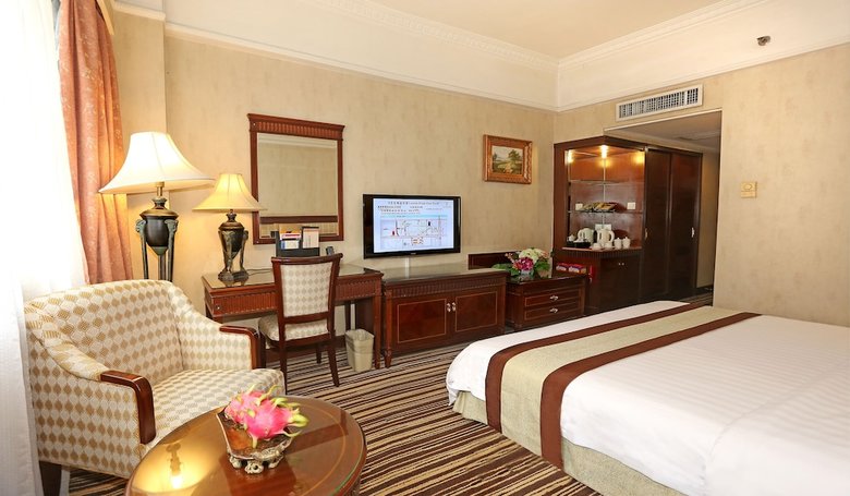 Grand Palace Hotel