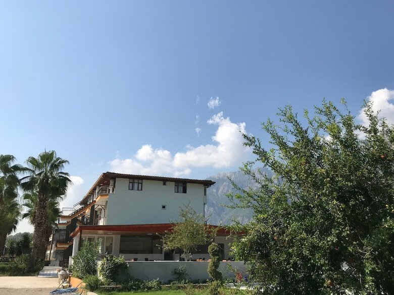 Mina Grand Hotel