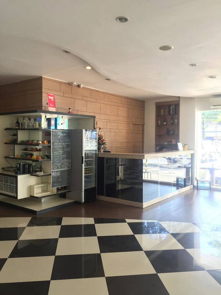 Demira Hotel