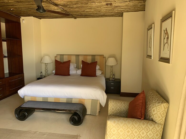 Hotel Sibani Hills