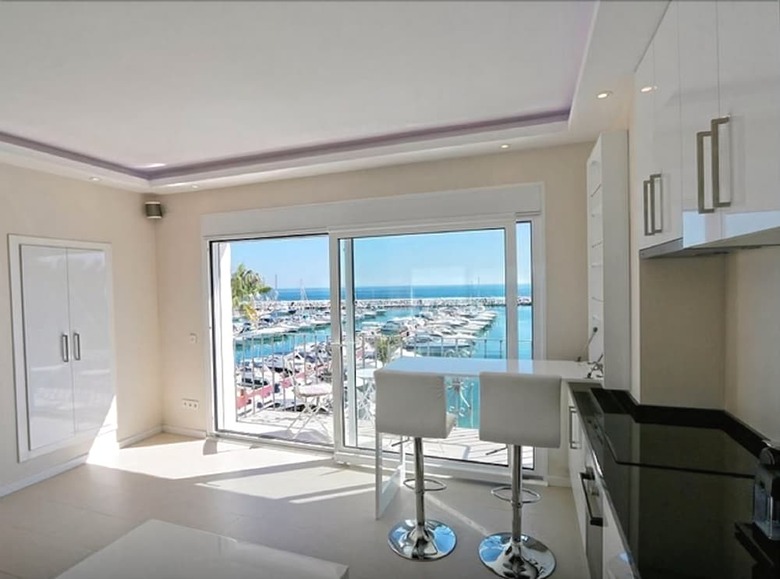Apartamentos First Line Luxury Penthouse