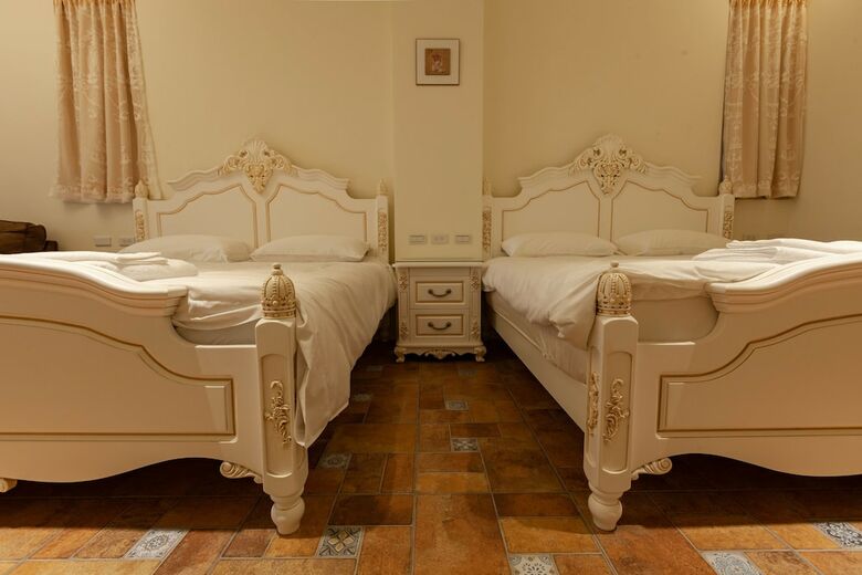 Hotel Deja Vu B&B