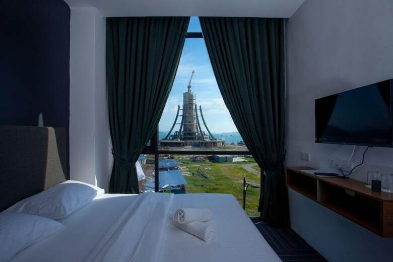 We Hotel