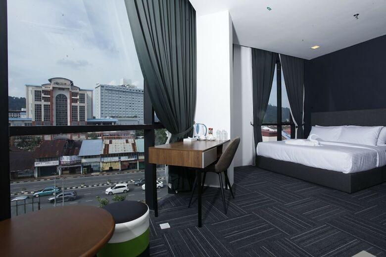 We Hotel
