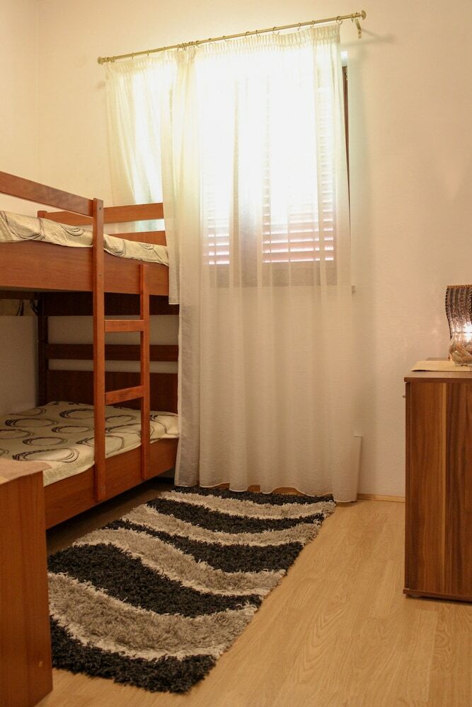 Apartments Hrabar