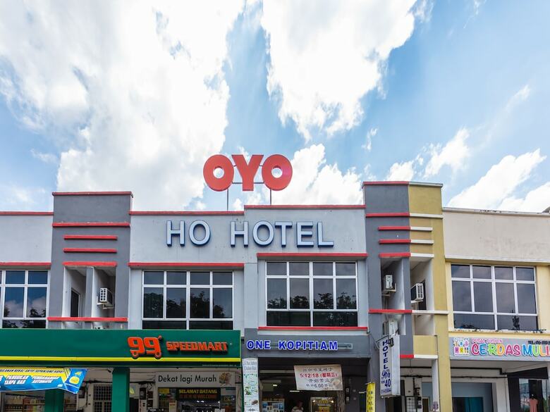 Oyo 1185 Ho Hotel