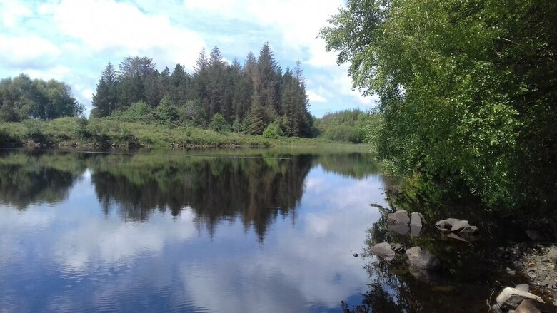 Hotel Coill Maher Lake House