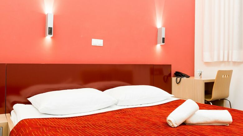 Dream Hotel