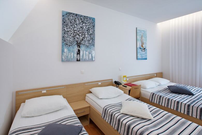 Dream Hotel