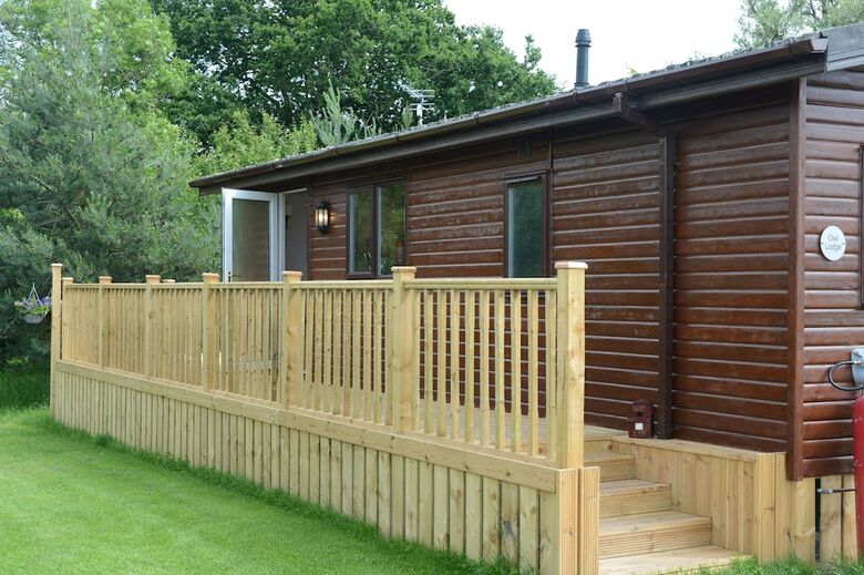 Posada Owl Lodge Malton Grange Lodges
