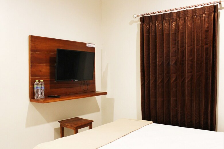 Hotel House Of Dharmawan