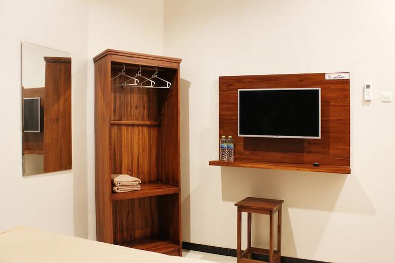 Hotel House Of Dharmawan