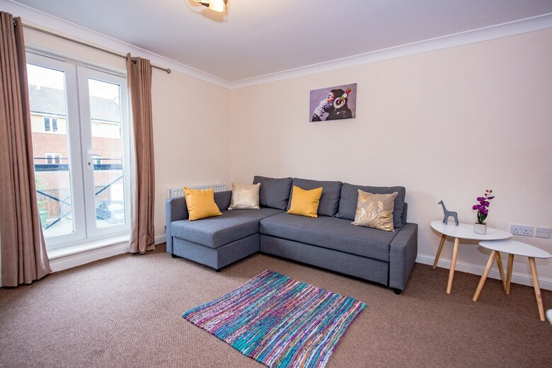 Comfort+ 2 Bed Serviced Apartment