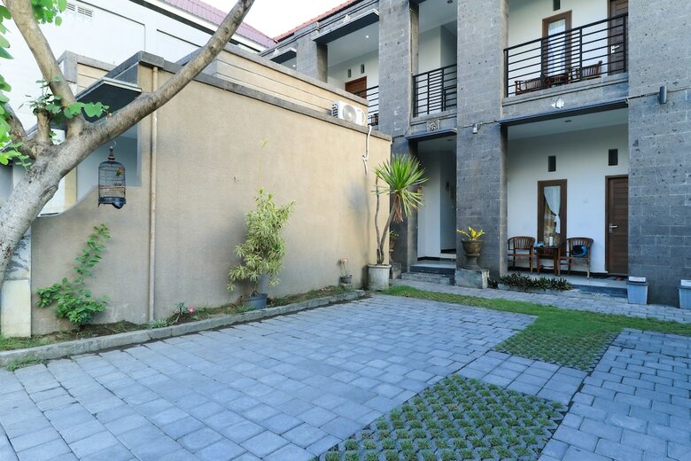 Hotel Warta Putra