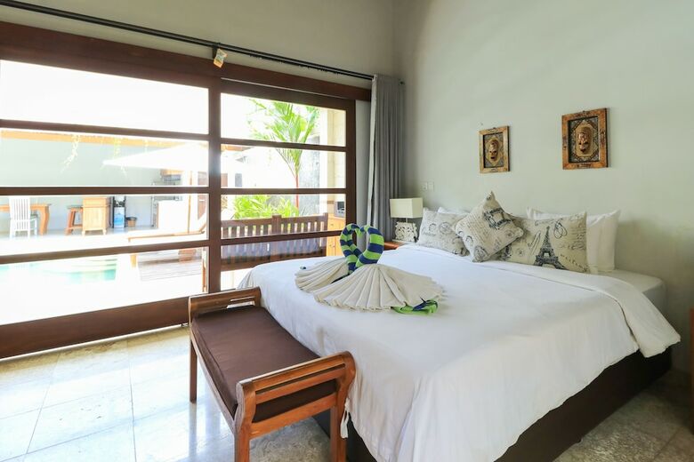 Bali Santi Villa